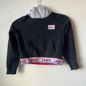 𝅺Levi’s Hoodie